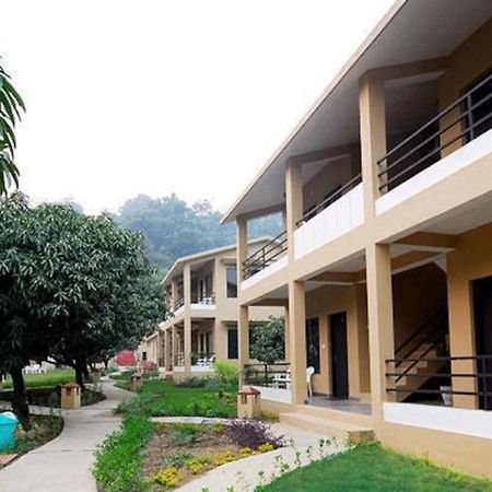Corbett Aroma Park Hotel Рамнагар Екстериор снимка