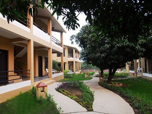 Corbett Aroma Park Hotel Рамнагар Екстериор снимка